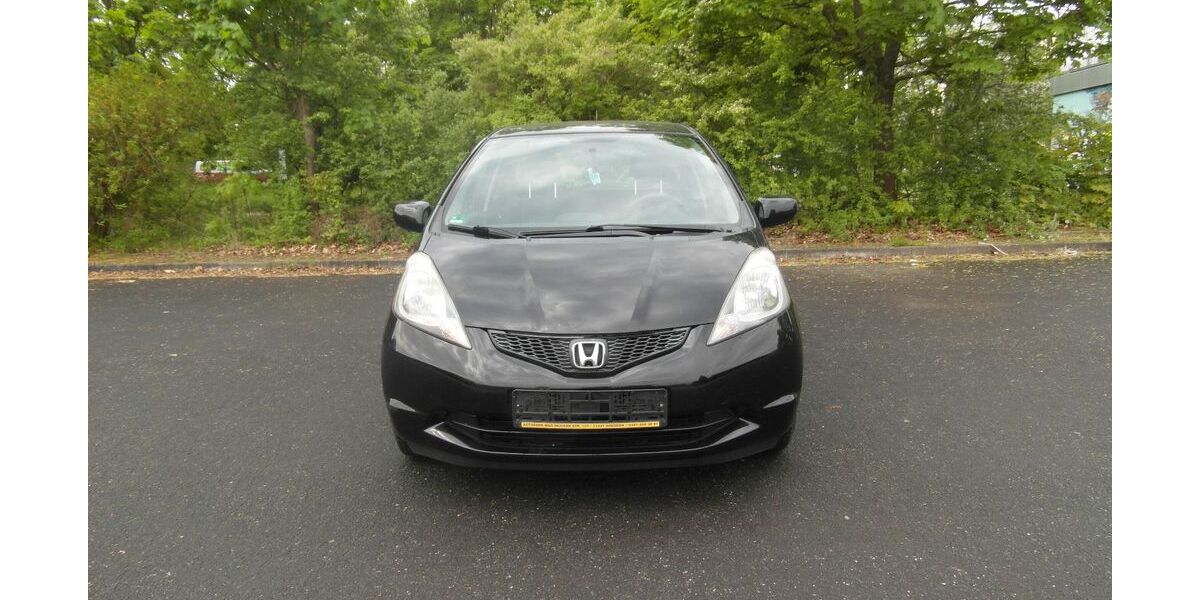 Honda Jazz 216.917 km 1.699 &euro; Dresden 01237