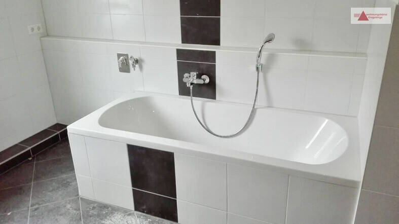 Mehrfamilienhaus, Wohnhaus Dippoldiswalde - 1 Zimmer, 305 m&sup2;, 229.000&euro; | Angebot:26156708