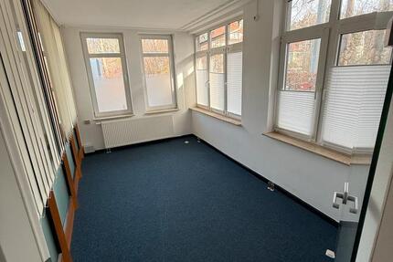 Helles 12qm Büro in kleiner Bürogemeinschaft am Weißen Hirsch zimmer