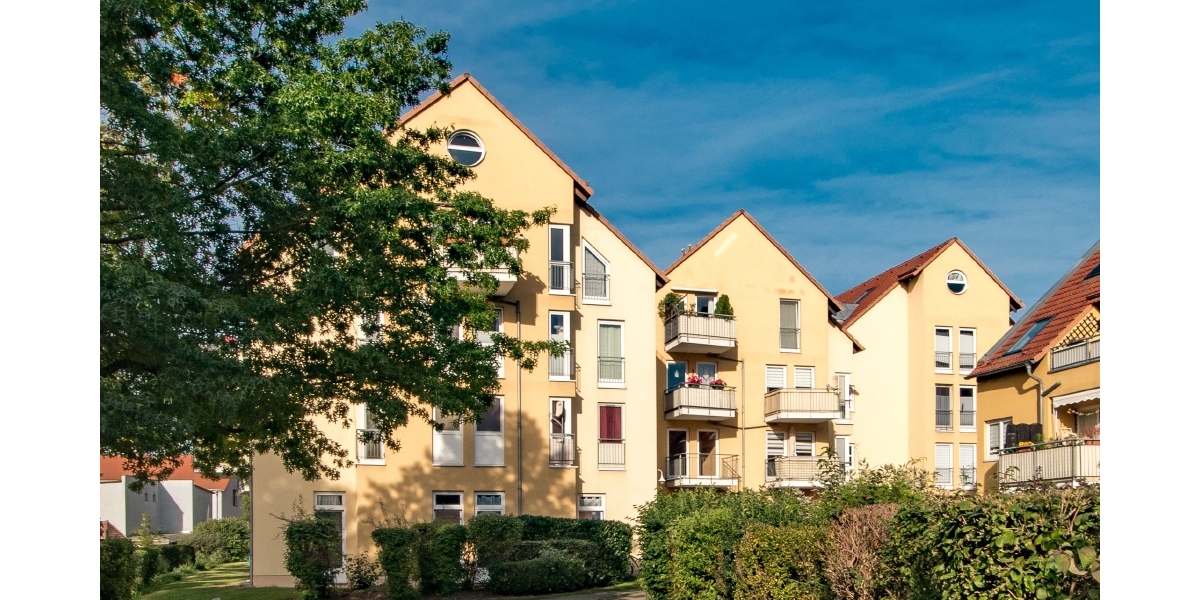 GUT VERMIETET – GEPFLEGTER ZUSTAND – BALKON – TG-STELLPLATZ 2 zimmer