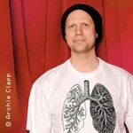 Archie Clapp - Neue Flügel | HumorZone