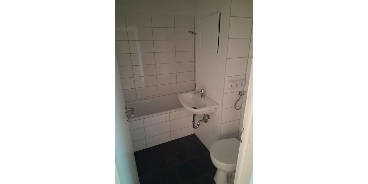 Etagenwohnung Dresden Blasewitz - 1.5 Zimmer, 26 m&sup2;, 260&euro; | Angebot:26461426