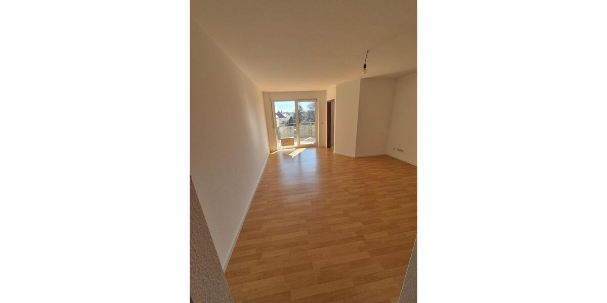 Etagenwohnung Radeberg - 2 Zimmer, 58 m&sup2;, 668&euro; | Angebot:26461385