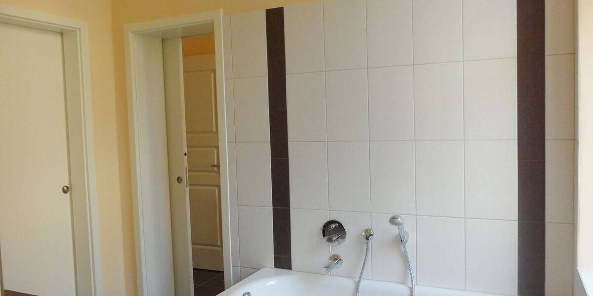 Etagenwohnung Dresden Bühlau/Weißer Hirsch - 3 Zimmer, 85 m&sup2;, 375.000&euro; | Angebot:26931003