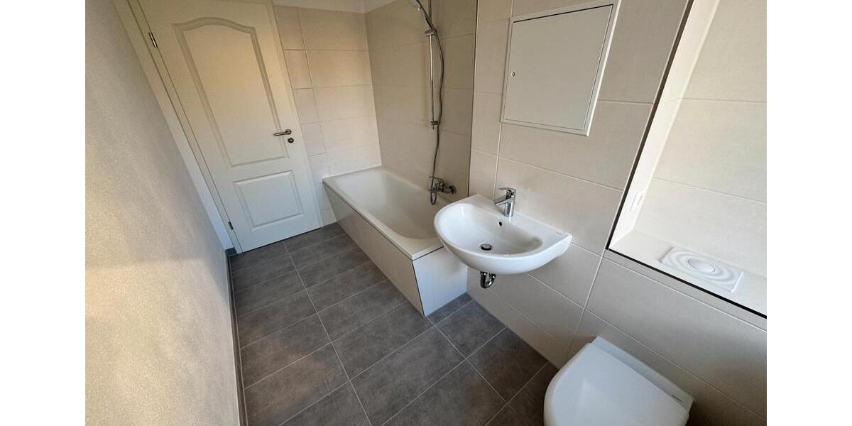 Erdgeschoßwohnung Freital - 3 Zimmer, 62 m&sup2;, 615&euro; | Angebot:26493233