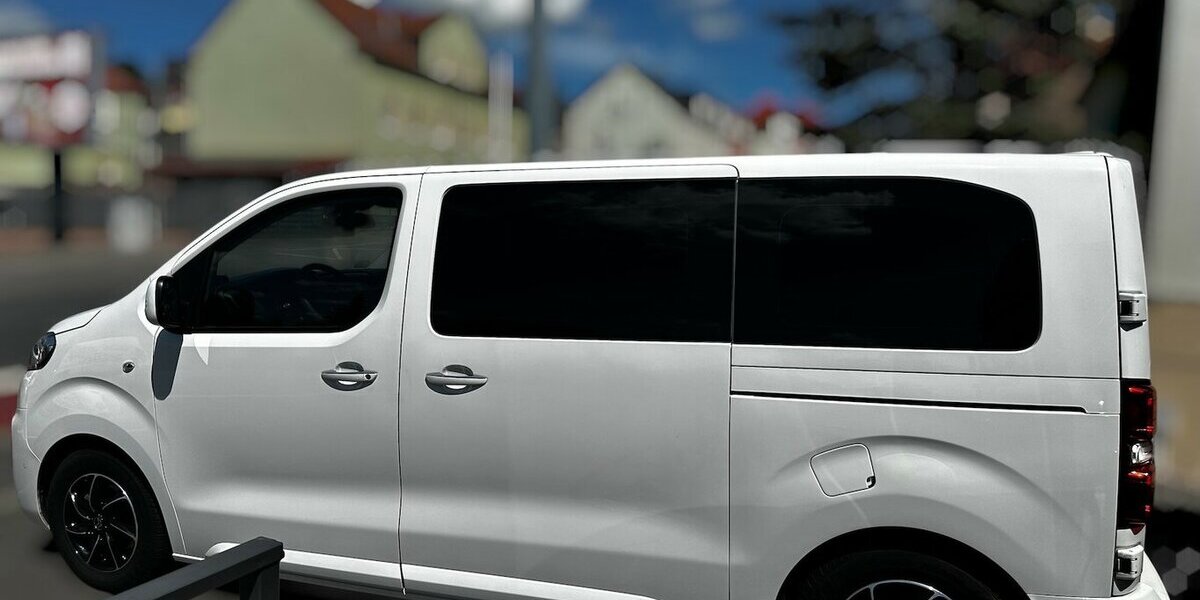 Citroen Jumpy Business M *SORTIMO Ausbau* 125.200 km 19.990 &euro; Meißen 01662