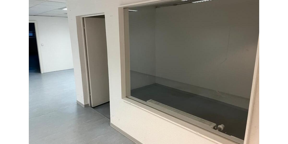 Gewerbeobjekt Dresden Klotzsche - 800&euro; | Angebot:24802180