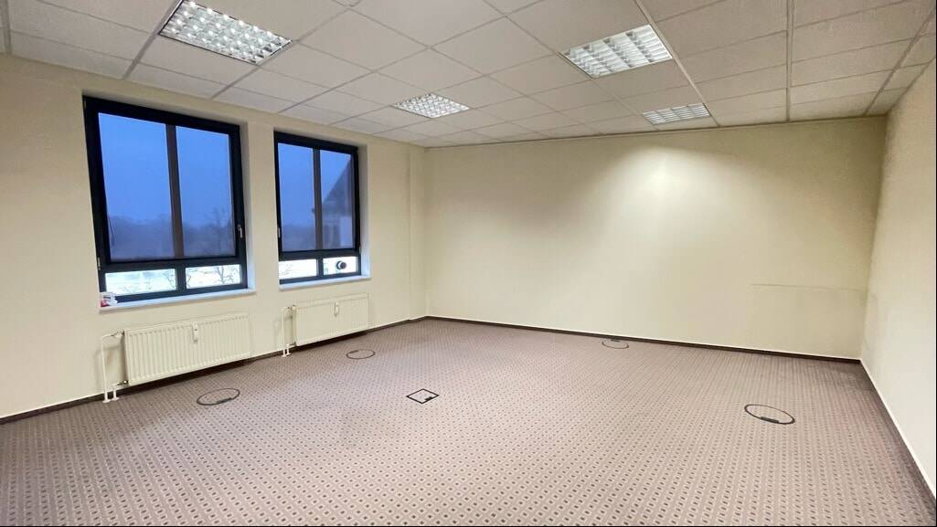 Gewerbeobjekt Dresden Pieschen-Süd - 9 Zimmer, 3.200&euro; | Angebot:25704735