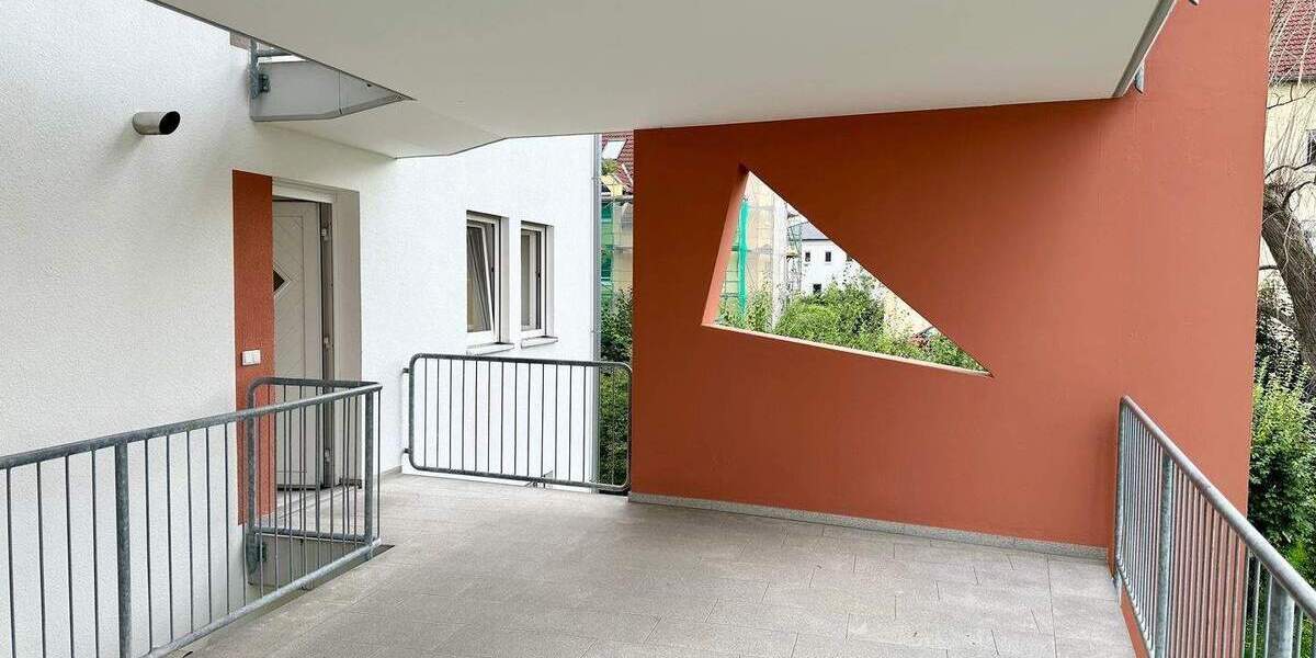 Etagenwohnung Heidenau - 3 Zimmer, 90 m&sup2;, 188.000&euro; | Angebot:25707407