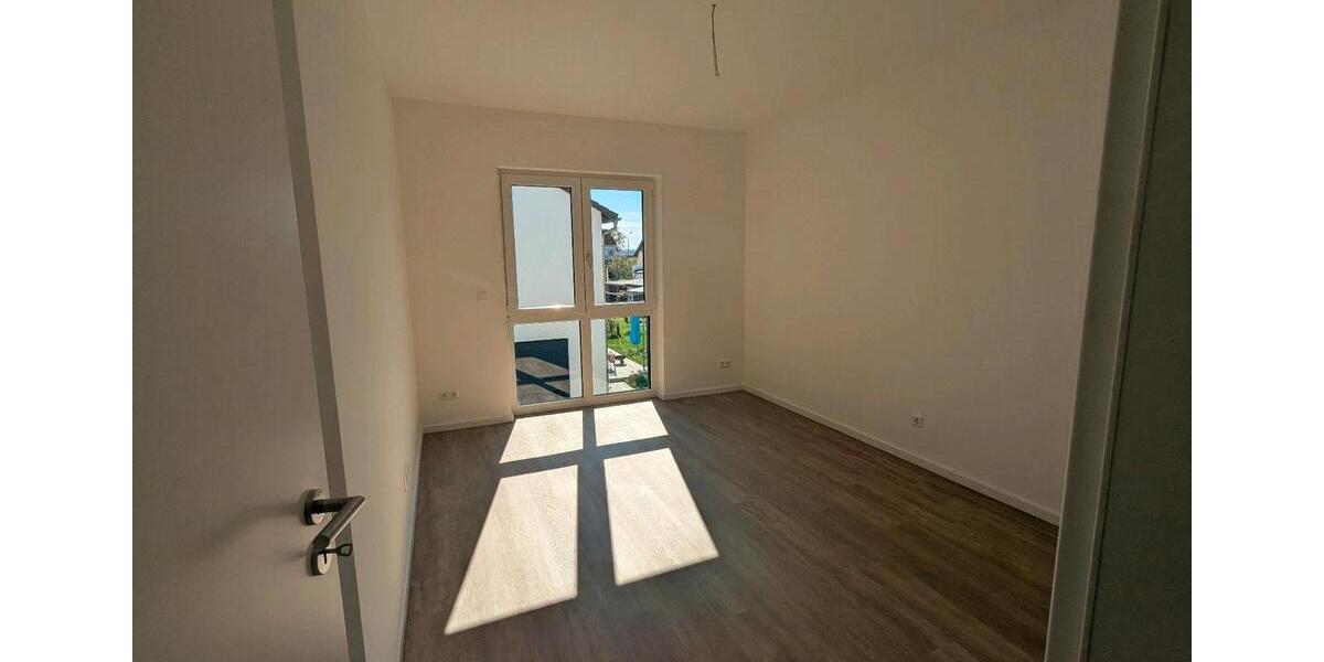 Etagenwohnung Dresden Weixdorf - 7 Zimmer, 152 m&sup2;, 2.950&euro; | Angebot:26397611