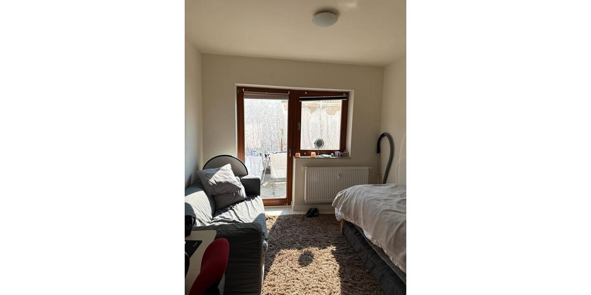 Erdgeschoßwohnung Dresden Prohlis - 1 Zimmer, 25 m&sup2;, 413&euro; | Angebot:25782337