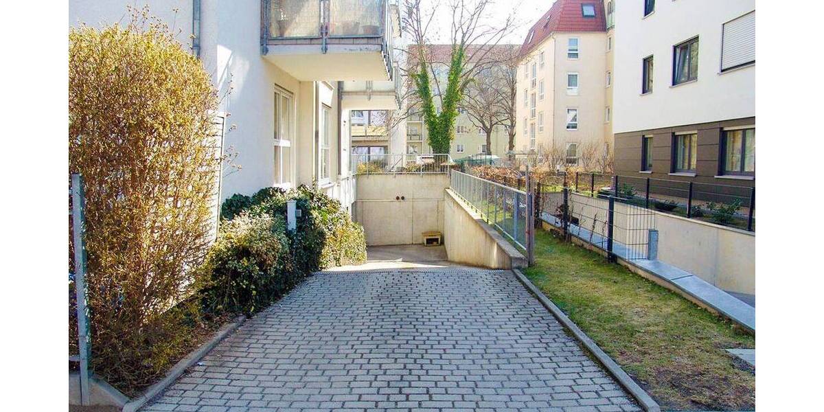 Garagen / Stellplätze Dresden Striesen-West - 10.000&euro; | Angebot:26834506