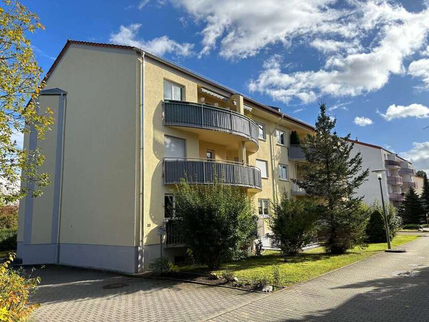 Wohnung zum Mieten in Freiberg 290 € 27.15 m²