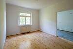 Charmante AltbauWohnung mit Holzdielung und schickem Tageslichtbad.