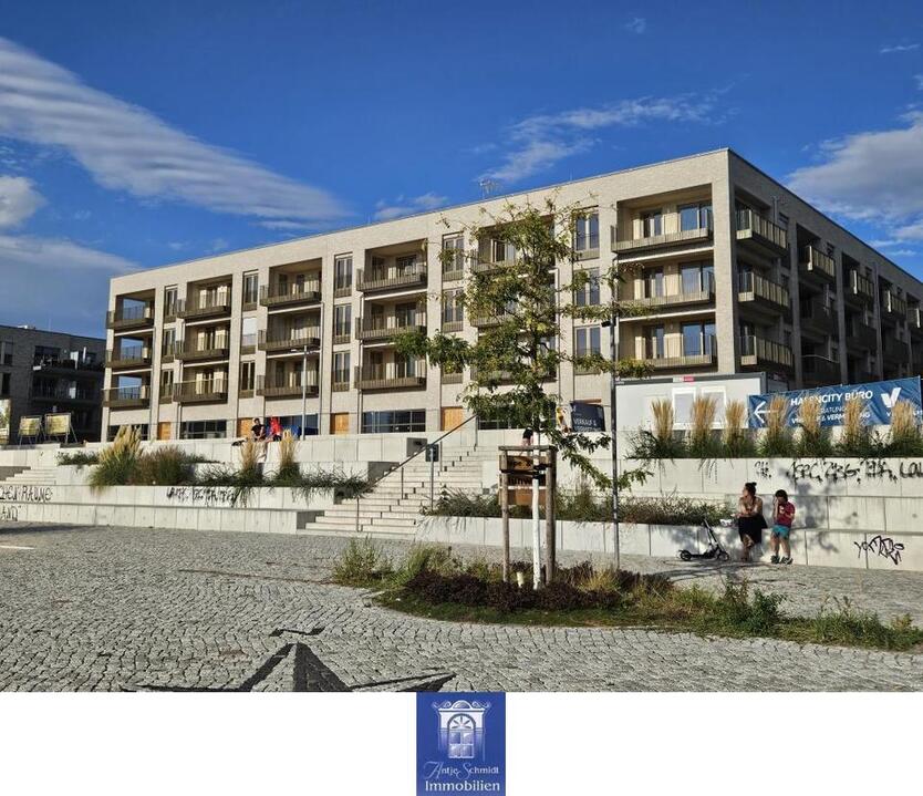 ERSTBEZUG! Interessante 3-Zimmerwohnung an der Elbe! 2 Balkone, Barrierefrei, Lift! zimmer