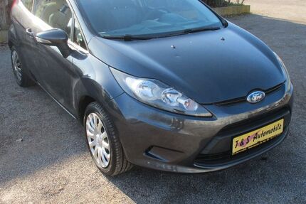 Ford Fiesta 201.000 km 1.999 &euro; Dresden 01277