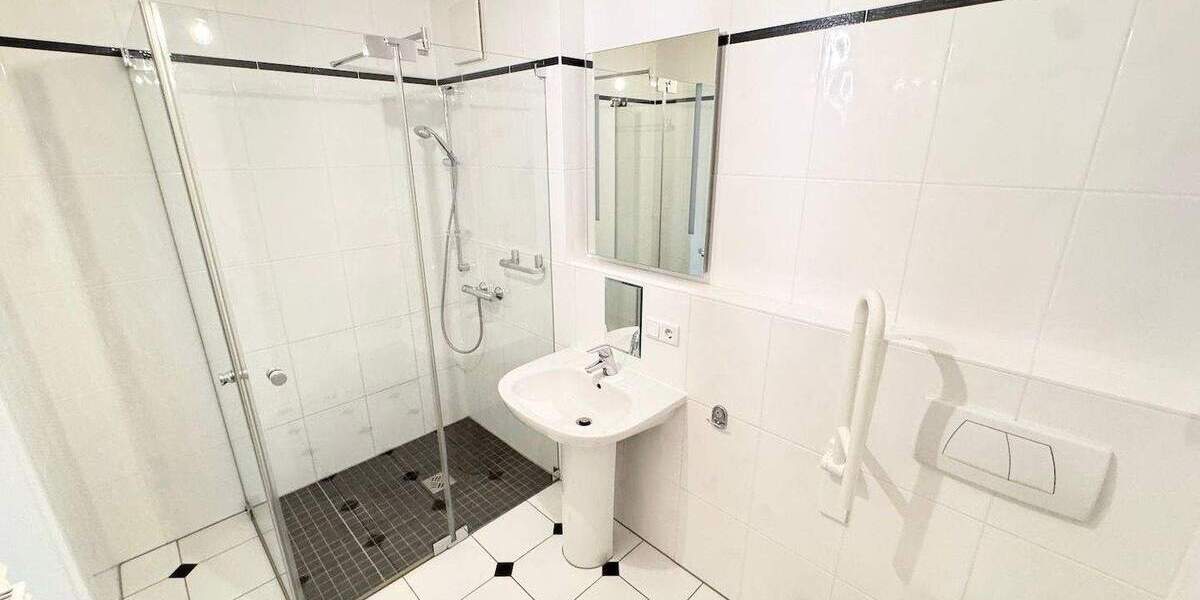 Bezugsfreie 3-Zimmerwohnung! EBK! Terrasse! Garten! TG-Stellplatz! 3 zimmer