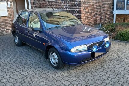 Ford Fiesta 100.596 km 2.000 &euro; Meißen 01662