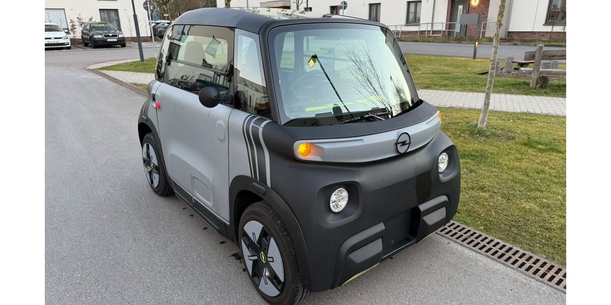 Opel Rocks-e 3.300 km 8.900 &euro; Dresden 01239