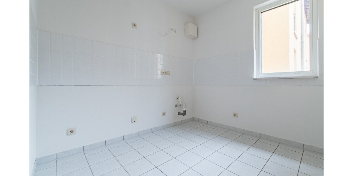 GUT VERMIETET – GEPFLEGTER ZUSTAND – BALKON – TG-STELLPLATZ 2 zimmer