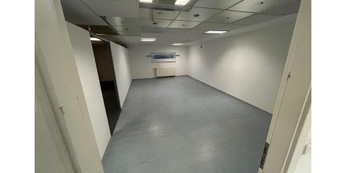 Gewerbeobjekt Dresden Klotzsche - 800&euro; | Angebot:24605921