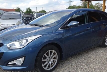 Hyundai i40 185.943 km 5.500 &euro; Dresden 01219