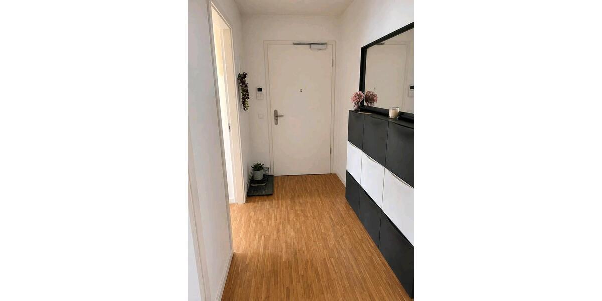 Etagenwohnung Dresden Schönfeld-Weißig - 4 Zimmer, 90 m&sup2;, 1.314&euro; | Angebot:26393162