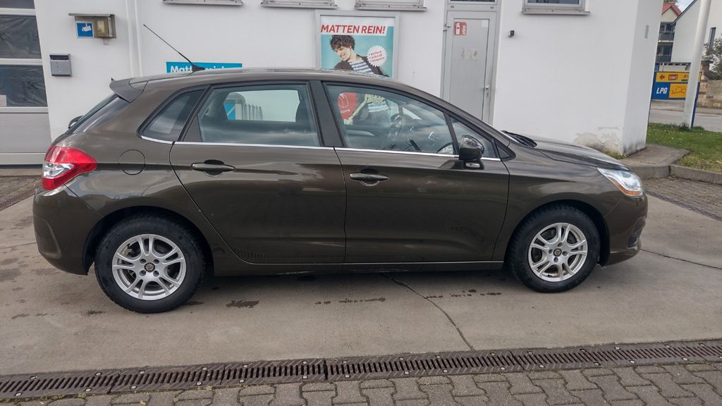 Citroen C4 104.000 km 4.500 &euro; Dresden 01279