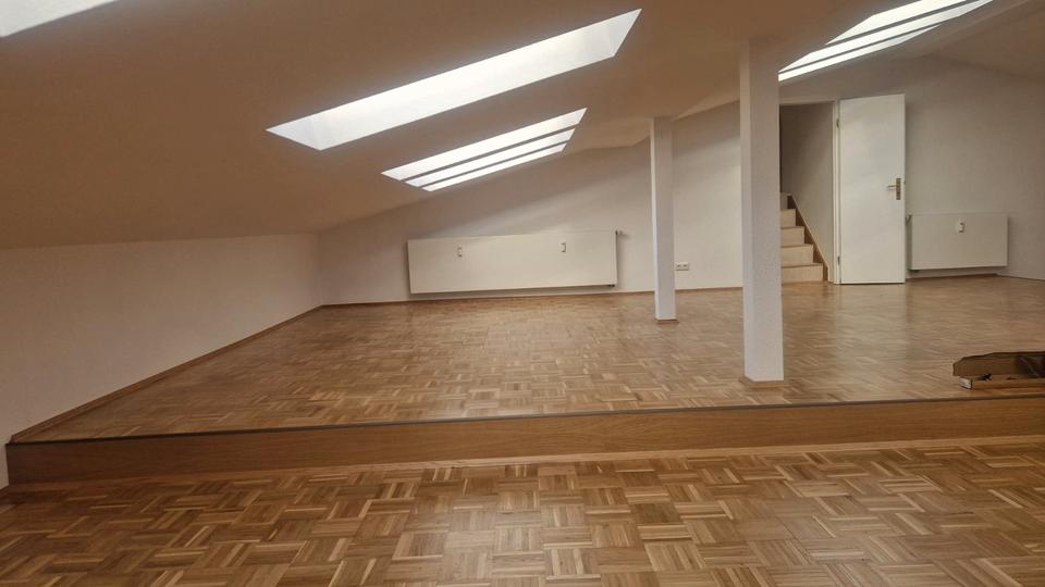Maisonettenwohnung Dresden Loschwitz - 3.5 Zimmer, 207 m&sup2;, 1.750&euro; | Angebot:26279421