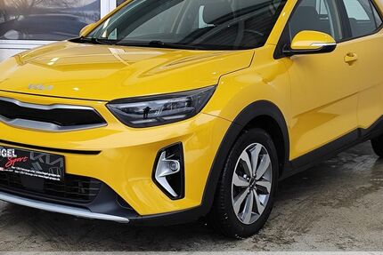 Kia Stonic 65.650 km 14.849 &euro; Dresden 01157