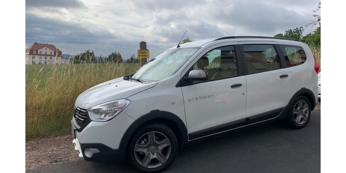 Dacia Lodgy 81.700 km 15.600 &euro; Meißen 01662