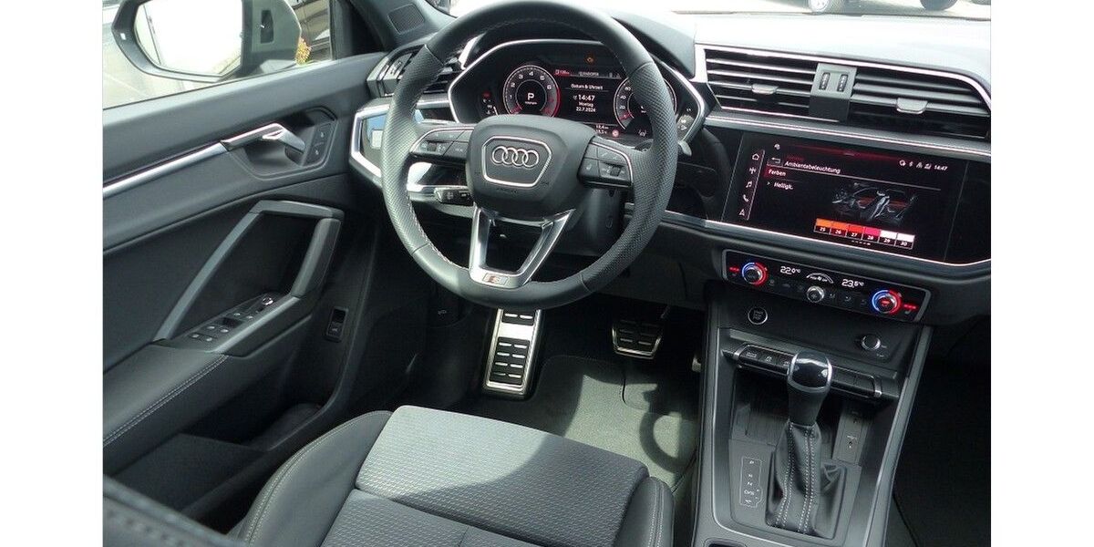 Audi Q3 28.450 km 41.990 &euro; Dippoldiswalde 01744