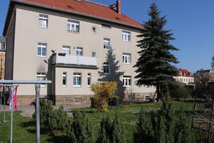 Geräumige 3-Zimmer-Wohnung mit grünem Hinterhof und Stellplatz 3 zimmer