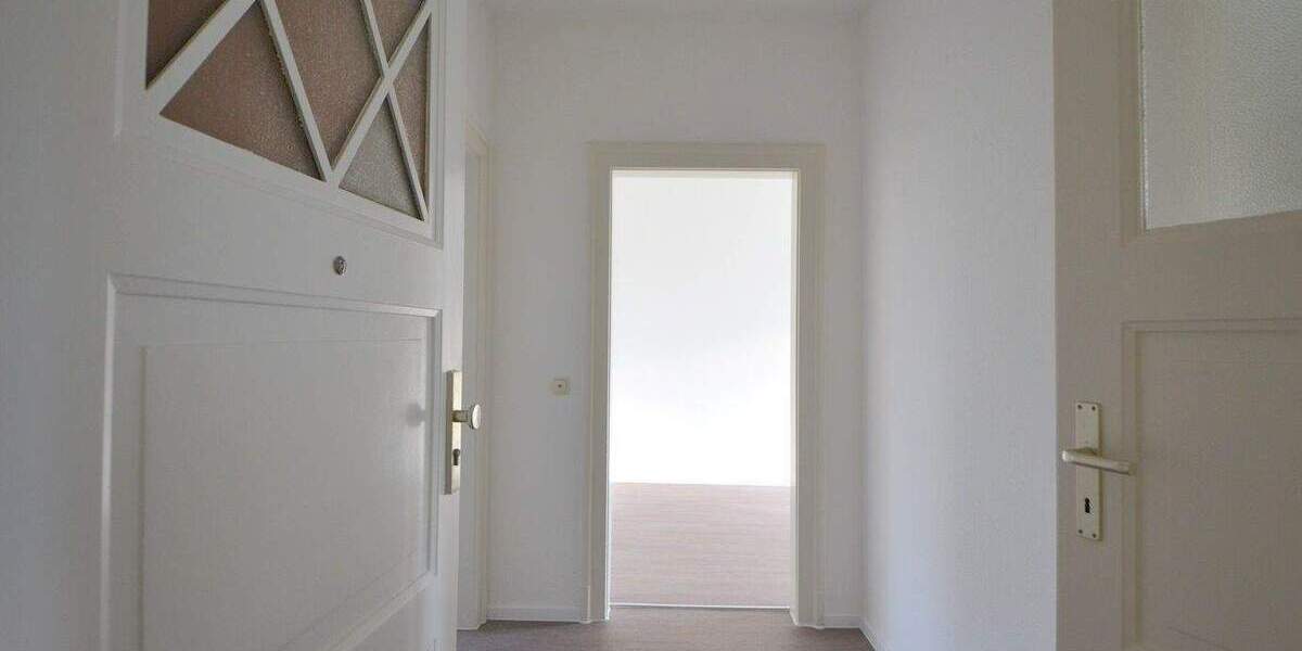Etagenwohnung Dresden Leuben - 2 Zimmer, 60 m&sup2;, 466&euro; | Angebot:26572753