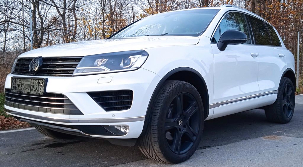 VW Touareg 144.300 km 19.500 &euro; Steina 01920