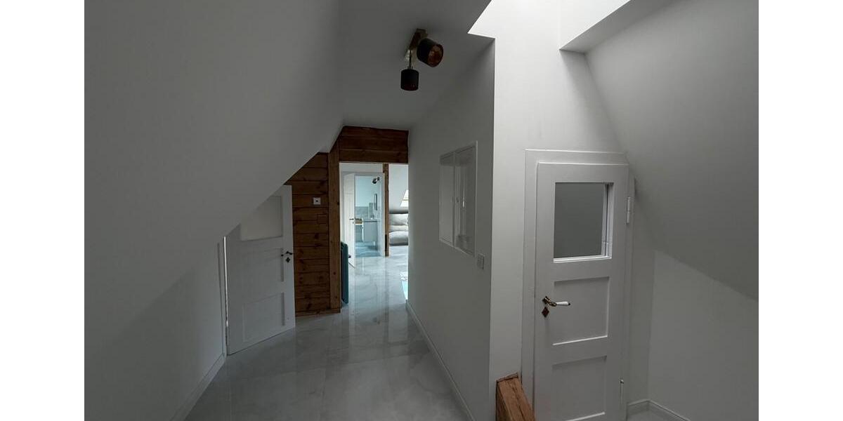 Dachgeschoßwohnung Radebeul - 2 Zimmer, 50 m&sup2;, 700&euro; | Angebot:25803452