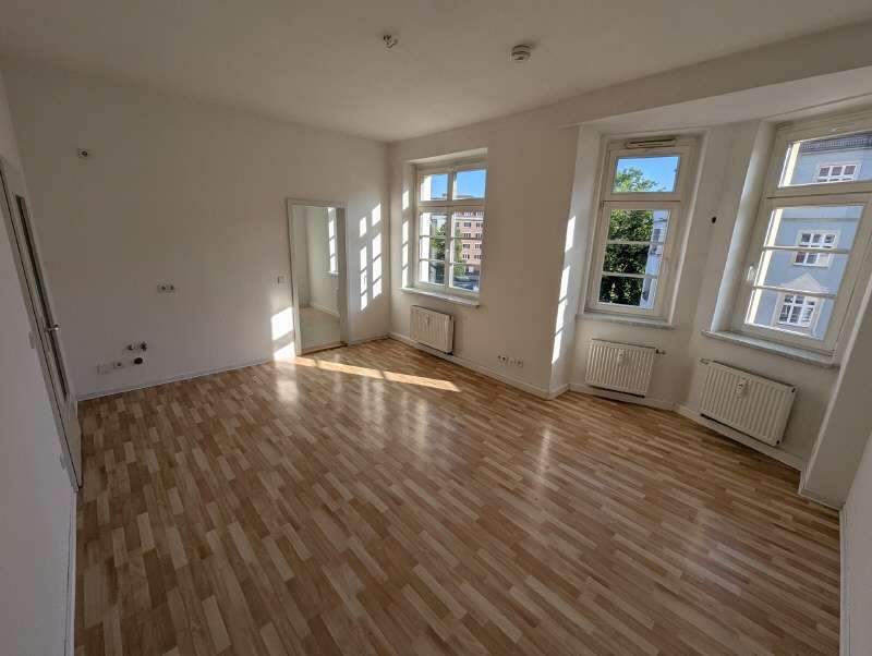 Wohnung zum Mieten in Dresden 453,31 € 40.17 m²