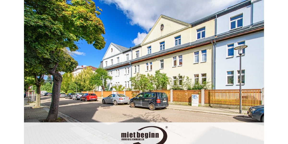 NEUES WANNENBAD MIT FENSTER & HANDTUCHHEIZKÖRPER – NEU GEFLIESTE KÜCHE – GUT GESCHNITTEN - Etagenwohnung Dresden Mickten-Kaditz | Angebot:25073447