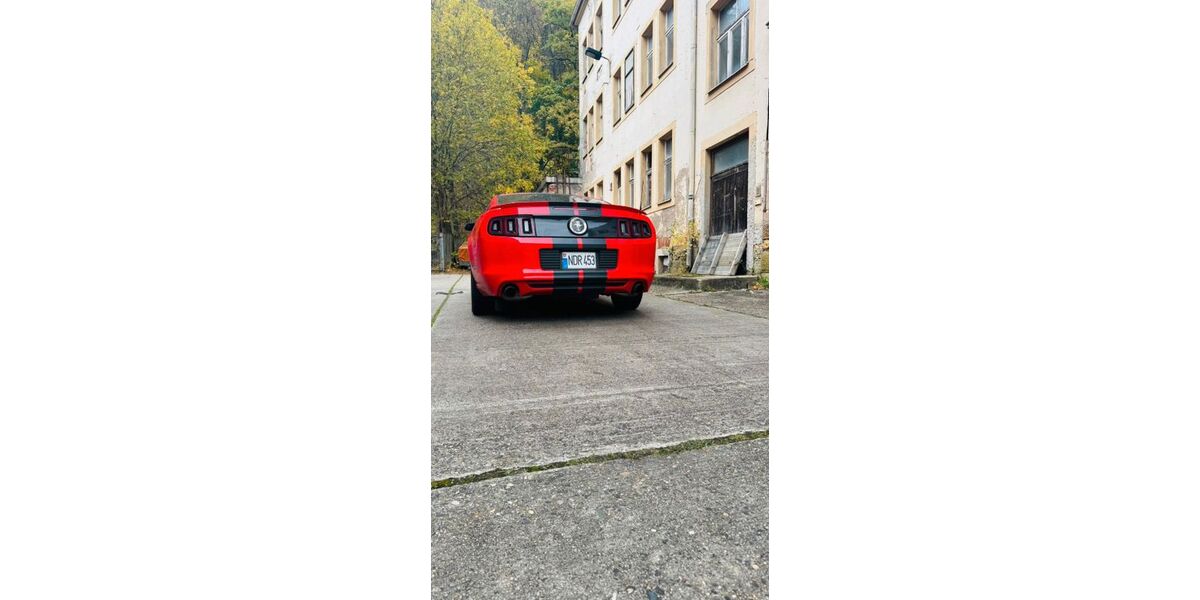 Ford Mustang 149.000 km 15.500 &euro; Liebstadt 01825