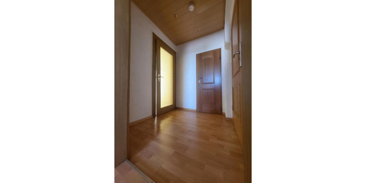 Etagenwohnung Meißen - 2.5 Zimmer, 56 m&sup2;, 129.000&euro; | Angebot:27493888