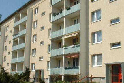 Wohnung Dresden Klotzsche - 3 Zimmer, 65 m&sup2;, 644&euro; | Angebot:25313947