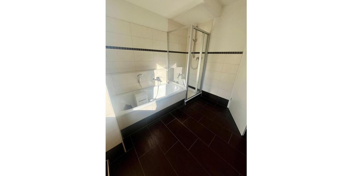 Erdgeschoßwohnung Heidenau - 1 Zimmer, 76 m&sup2;, 990&euro; | Angebot:24598473