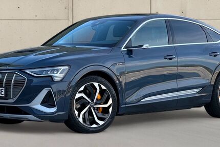 Audi e-tron 79.892 km 39.984 € Dresden 01157