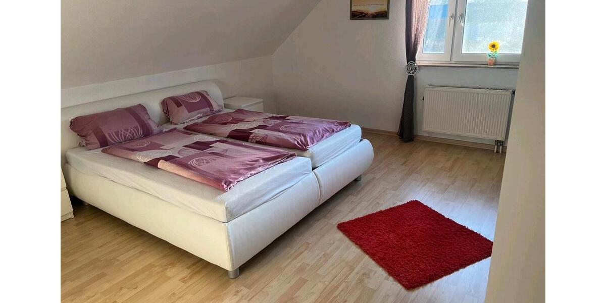 Dachgeschoßwohnung Stolpen - 2.5 Zimmer, 93 m&sup2;, 560&euro; | Angebot:25613098