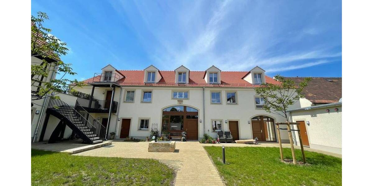 traumhafte idyllische 4-Raum Wohnung mit Terrasse + Garten + EBK 4 zimmer