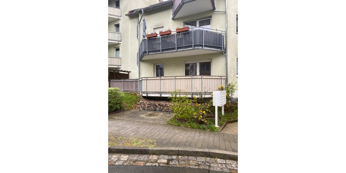 Erdgeschoßwohnung Pirna - 3 Zimmer, 74 m&sup2;, 600&euro; | Angebot:26384045