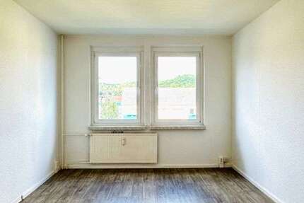Wohnung Freital Potschappel - 3 Zimmer, 61 m&sup2;, 375&euro; | Angebot:27512599
