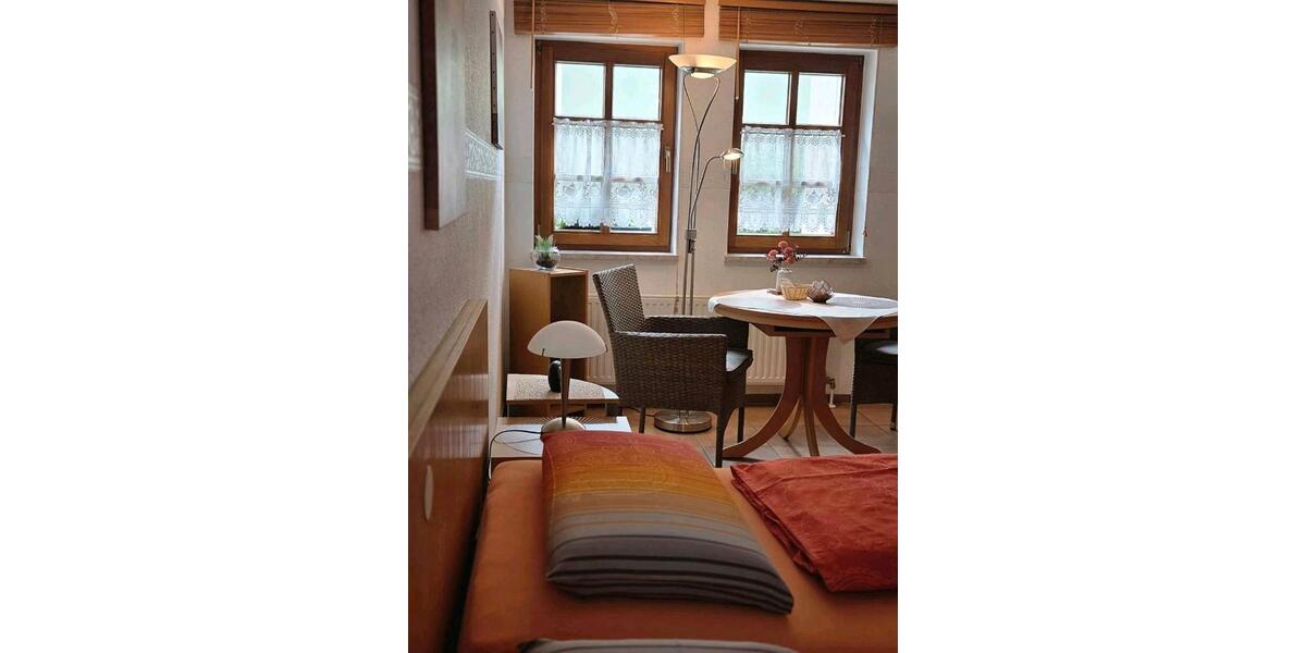 Erdgeschoßwohnung Dresden Blasewitz - 1 Zimmer, 21 m&sup2;, 75&euro; | Angebot:26357413