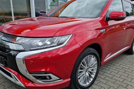 Mitsubishi Outlander PHEV Top 4WD