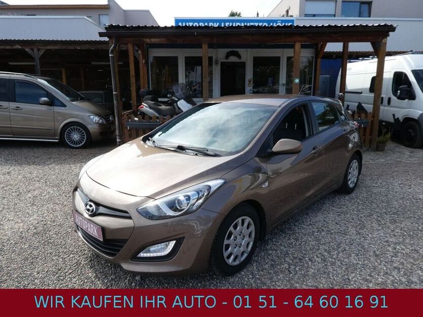 i30